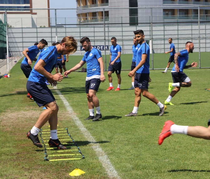 caykur-rizespor-antrenmani-(1)-012.jpg