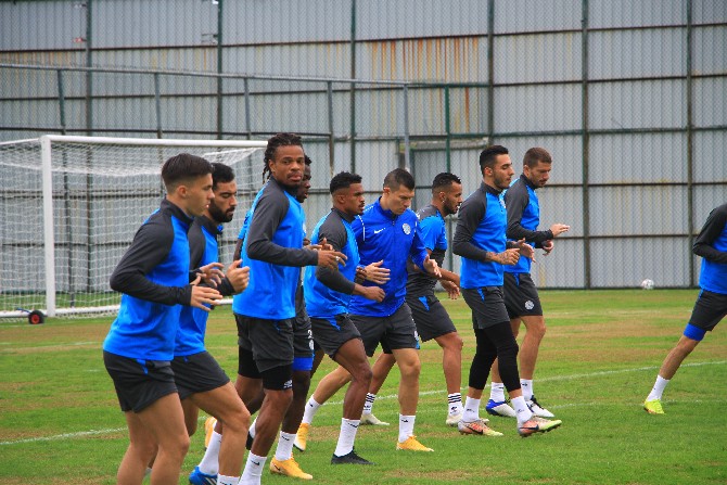 caykur-rizespor-antrenmani-(1)-025.jpg