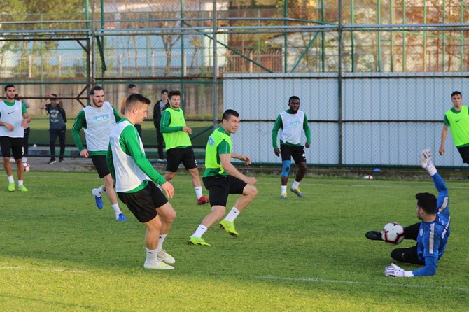 caykur-rizespor-antrenmani-(2)-008.jpg