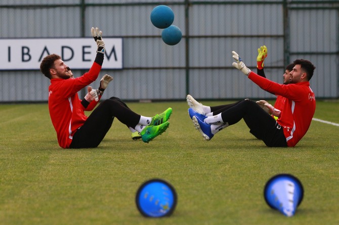 caykur-rizespor-antrenmani-(2)-017.jpg
