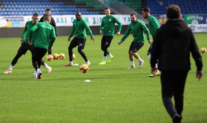caykur-rizespor-antrenmani-(3)-003.jpg