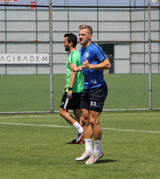 caykur-rizespor-antrenmani-(3)-009.jpg
