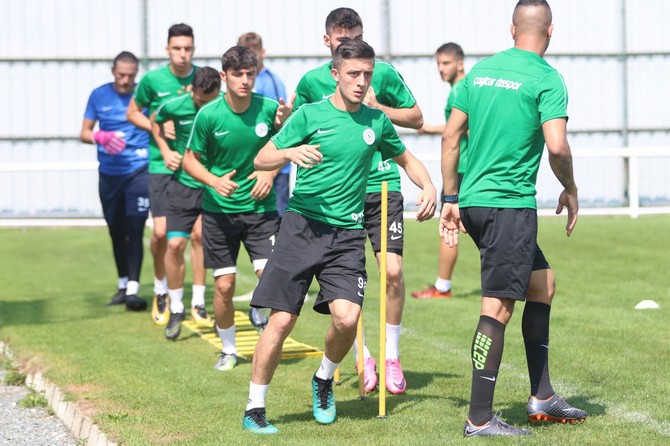 caykur-rizespor-antrenmani-(5)-001.jpg
