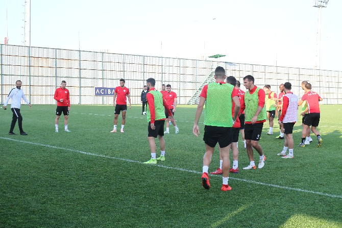 caykur-rizespor-antrenmani-(5)-009.jpg