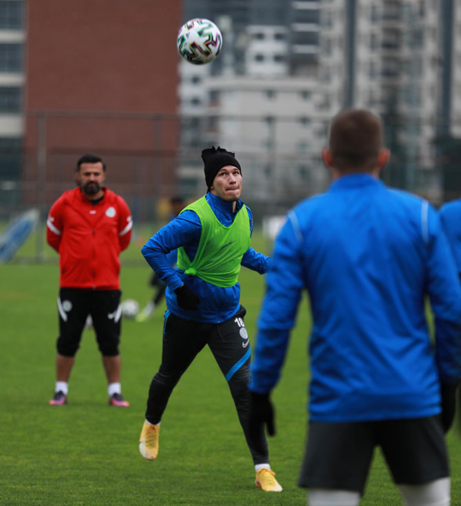 caykur-rizespor-antrenmani-005.jpg