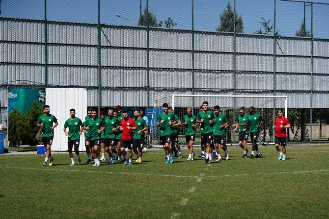 caykur-rizespor-antrenmani-1-017.jpg