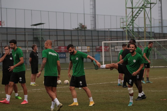 caykur-rizespor-antrenmani-11-006.jpg