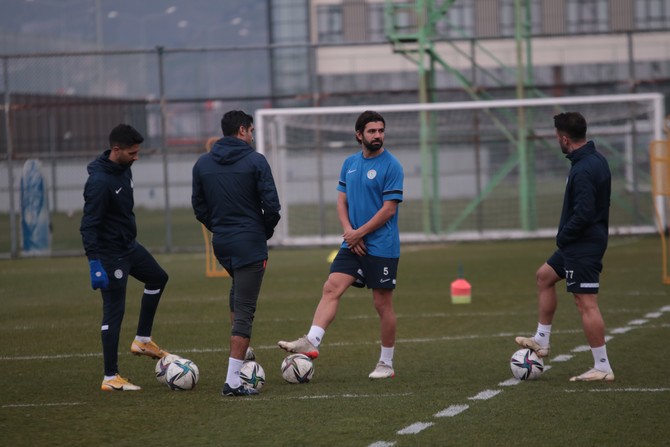 caykur-rizespor-antrenmani-12-004.jpg