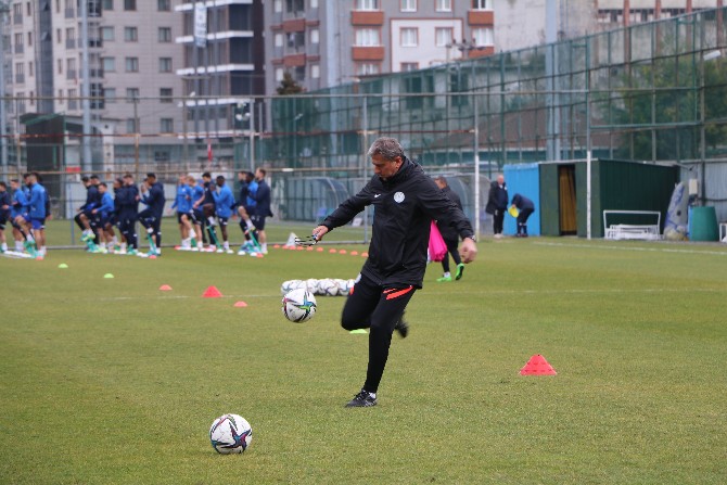 caykur-rizespor-antrenmani-3-003.jpg