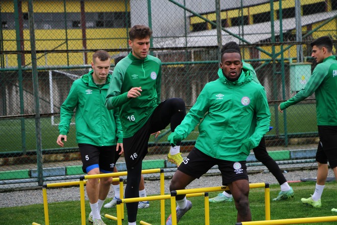 caykur-rizespor-antrenmani-3-025.jpg
