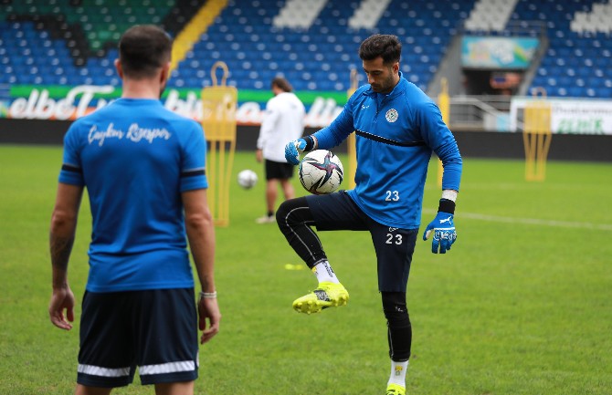 caykur-rizespor-antrenmani-3.jpg