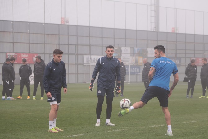 caykur-rizespor-antrenmani-4-014.jpg