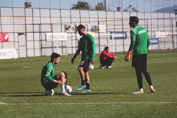 caykur-rizespor-antrenmani-5-015.jpg