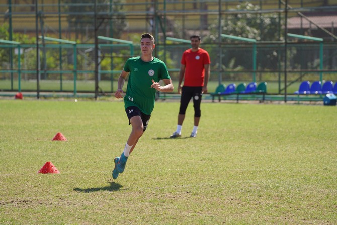 caykur-rizespor-antrenmani-6-008.jpg