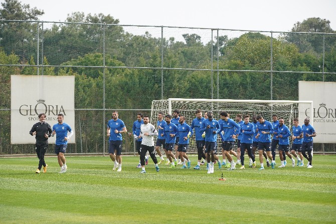 caykur-rizespor-aytemiz-alanyaspor-hazirliklarini-surduruyor-1.jpg