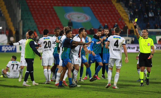 caykur-rizespor-besiktas-7-002.jpg