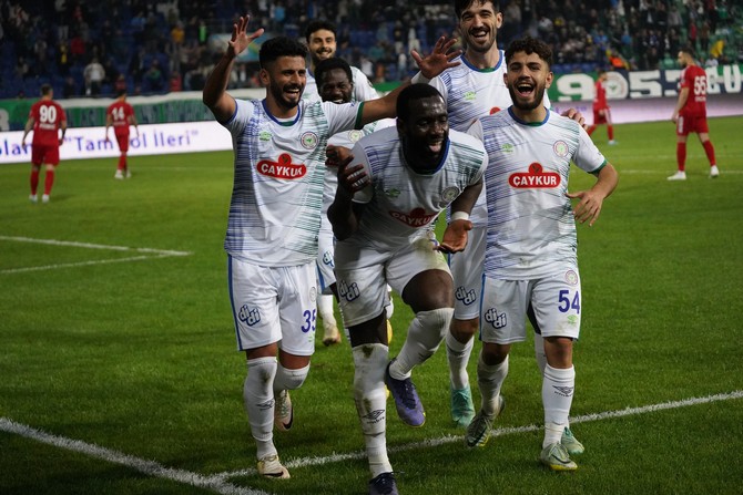 caykur-rizespor-bolusporu-tek-golle-gecti-3.jpg