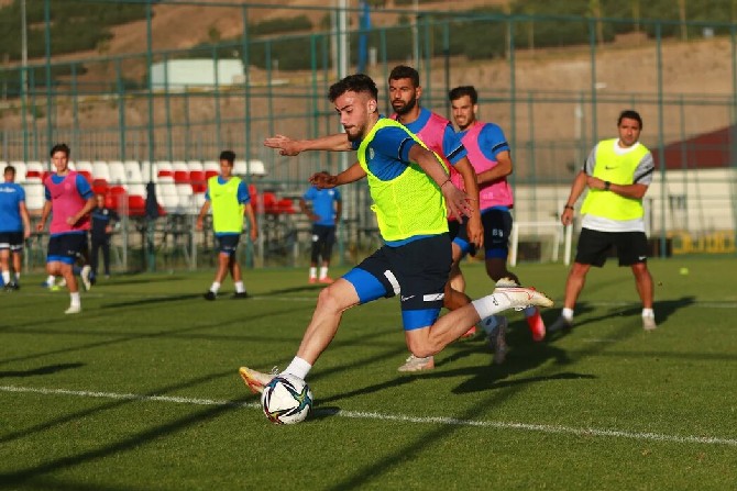 caykur-rizespor-erzurum-kampinda-yeni-sezon-hazirliklarina-devam-ediyor-1.jpg