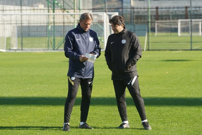 caykur-rizespor-fenerbahce-maci-hazirliklarini-surdurdu-3.jpg