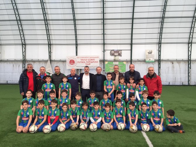 caykur-rizespor-futbol-okulu’nun-ilki-rize-merkezde-acildi-(5).jpg