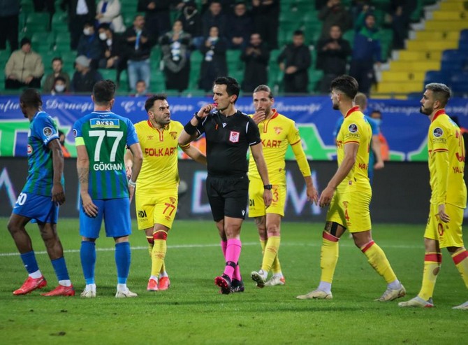 caykur-rizespor-goztepe-macindan-fotograflar-1-002.jpg