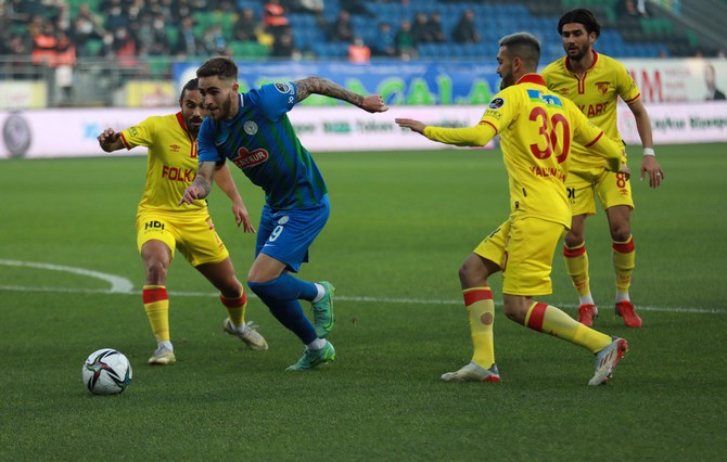 caykur-rizespor-goztepe-macindan-fotograflar-11-001.jpg