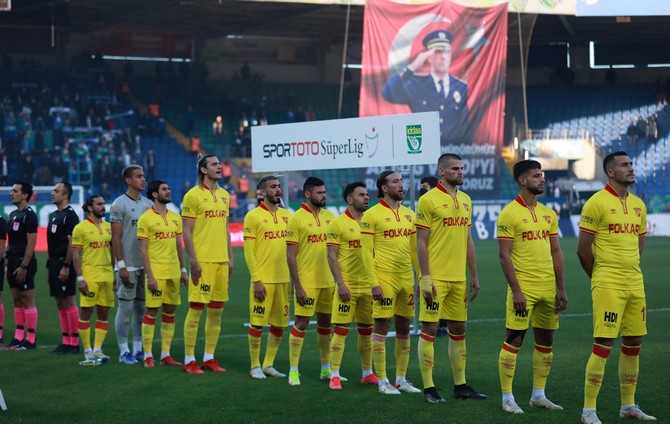 caykur-rizespor-goztepe-macindan-fotograflar-4-002.jpg