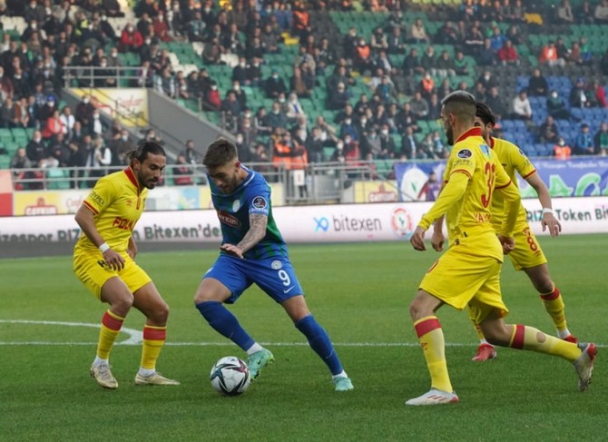 caykur-rizespor-goztepe-macindan-fotograflar-4.jpg