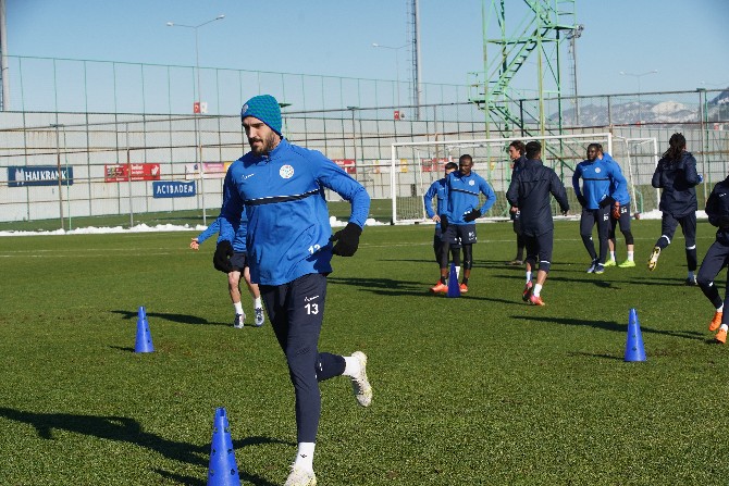 caykur-rizespor-hatayspor-maci-hazirliklarina-basladi-4.jpg