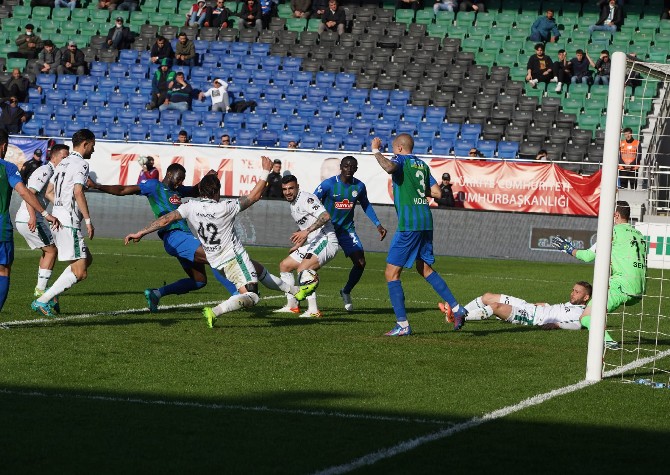caykur-rizespor-ittifak-holding-konyaspor-4.jpg