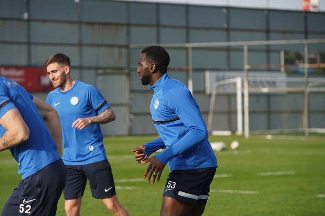 caykur-rizespor-kayserispor-macinin-hazirliklarina-basladi-3.jpg