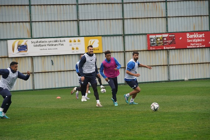 caykur-rizespor-konyaspor-hazirliklarina-basladi-3.jpg