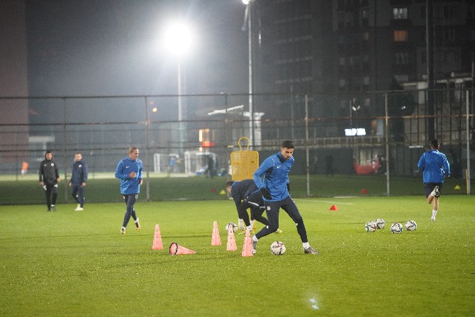 caykur-rizespor-konyaspora-hazirlaniyor-8.jpg