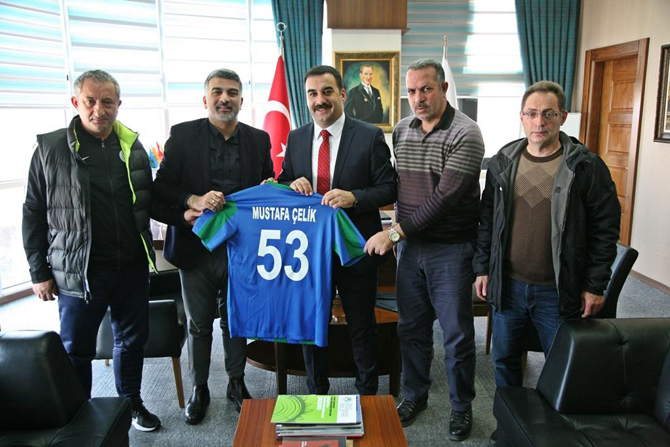 caykur-rizespor-kulubu,-il-milli-egitim-mudurlugu-ve-genclik-spor-mudurlugu-ile-protokol-imzaladi..jpg