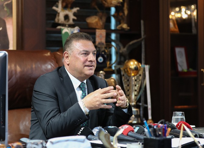 caykur-rizespor-kulubu-baskani-hasan-kartal-2.jpg