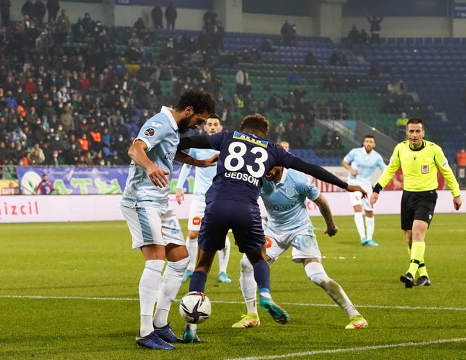 caykur-rizespor-medipol-basaksehir-1-001.jpg