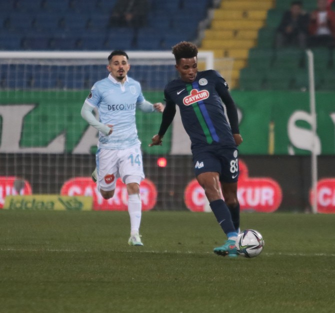 caykur-rizespor-medipol-basaksehir-5.jpg