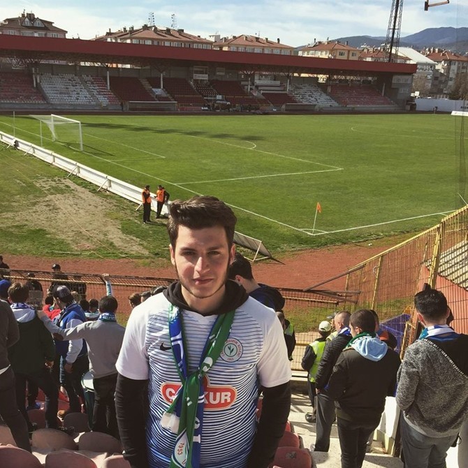 caykur-rizespor-taraftari-eren-basakin-ismi-anaokulunda-yasatilacak-(5)-001.jpg