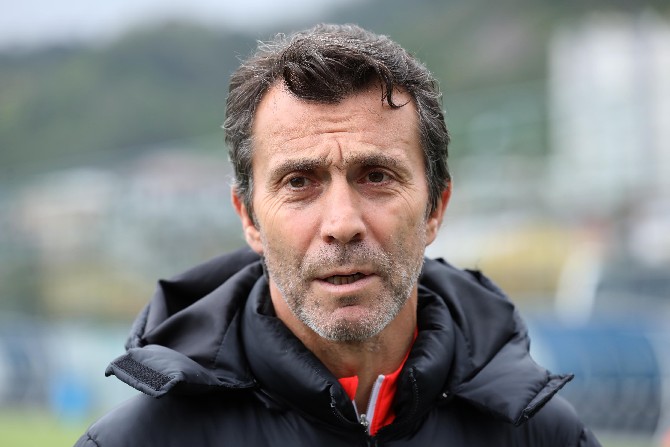 caykur-rizespor-teknik-direktoru-bulent-korkmaz8.jpg