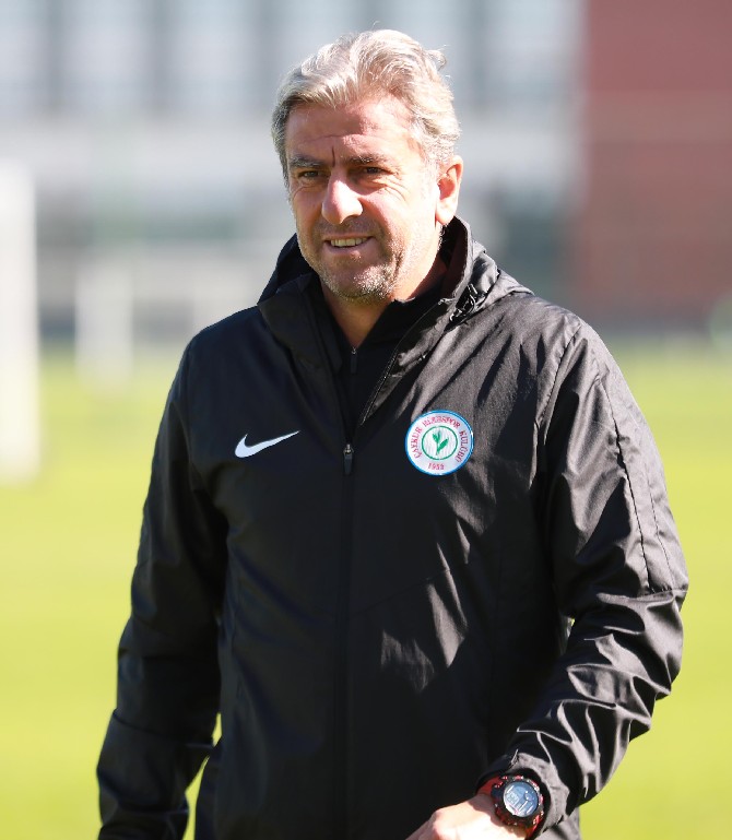 caykur-rizespor-teknik-direktoru-hamza-hamzaoglu-2.jpg