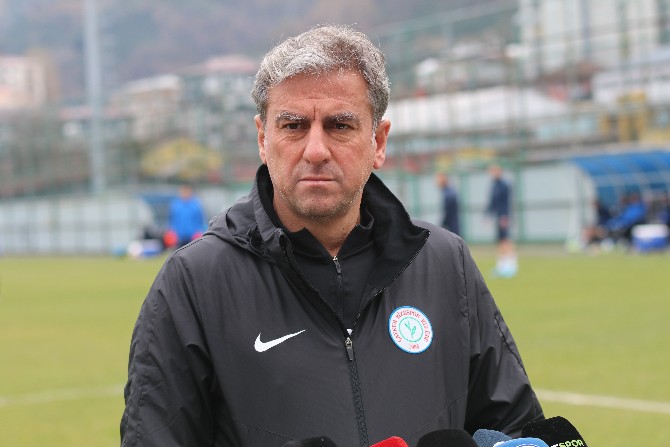 caykur-rizespor-teknik-direktoru-hamza-hamzaoglu-3-005.jpg