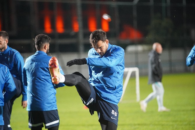 caykur-rizespor-trabzonspor-maci-hazirliklarina-basladi-3.jpg