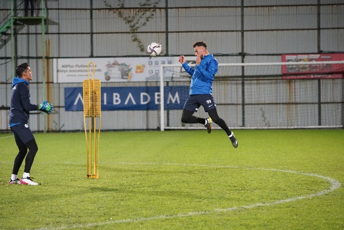caykur-rizespor-trabzonspor-maci-hazirliklarina-basladi-4.jpg