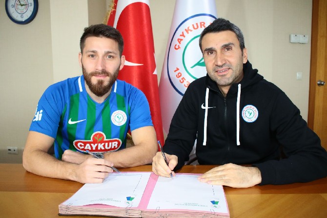 caykur-rizespor-tunay-torun-ile-sozlesme-imzaladi-(2).jpg
