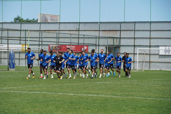 caykur-rizespor-yeni-sezon-hazirliklarini-surduruyor.jpg