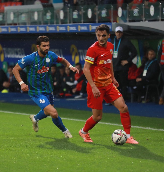 caykur-rizespor-yukatel-kayserispor-karsilasmasi-6.jpg