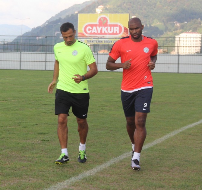 caykur-rizesporda-akhisar-belediyespor-hazirliklari-(5).jpg