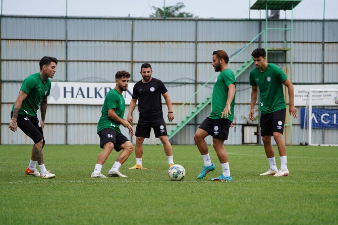 caykur-rizesporda-denizlispor-maci-hazirliklari-basladi-5.jpg