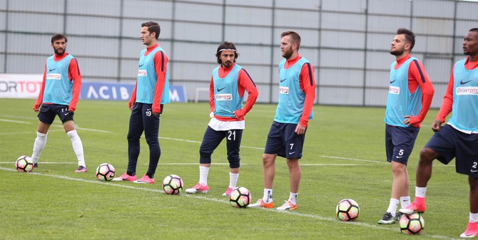 caykur-rizesporda-fenerbahce-maci-hazirliklari-(3).jpg