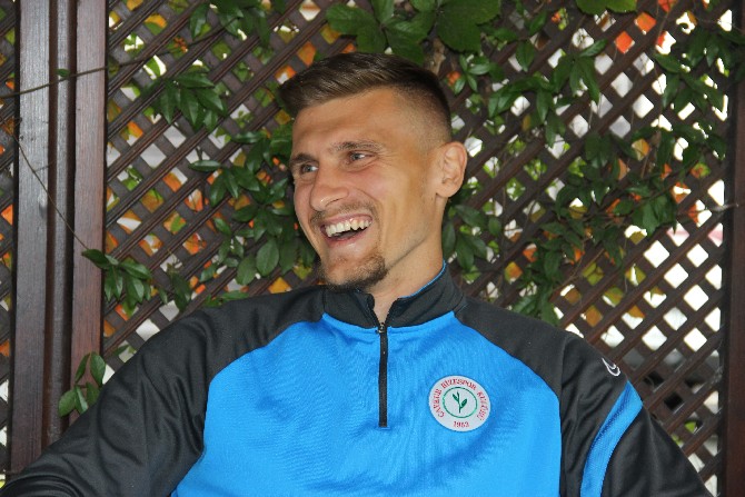 caykur-rizesporlu-oyuncu-emir-dilaver-(4).jpg